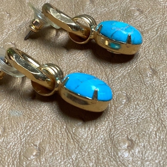 😍 14kt Yellow Gold Plated and Turquoise Earrings😍 NWOT - Picture 2 of 7